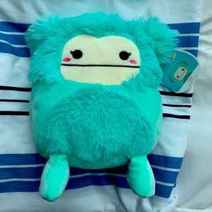 JOELLE Squishmallow - 8 inches, like new condition ✨